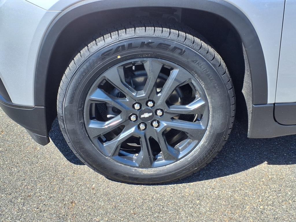 used 2021 Chevrolet Traverse car, priced at $31,777