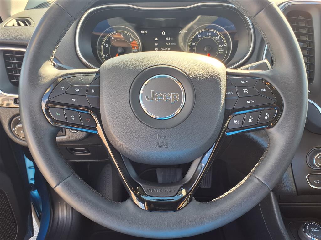 used 2023 Jeep Cherokee car, priced at $24,995
