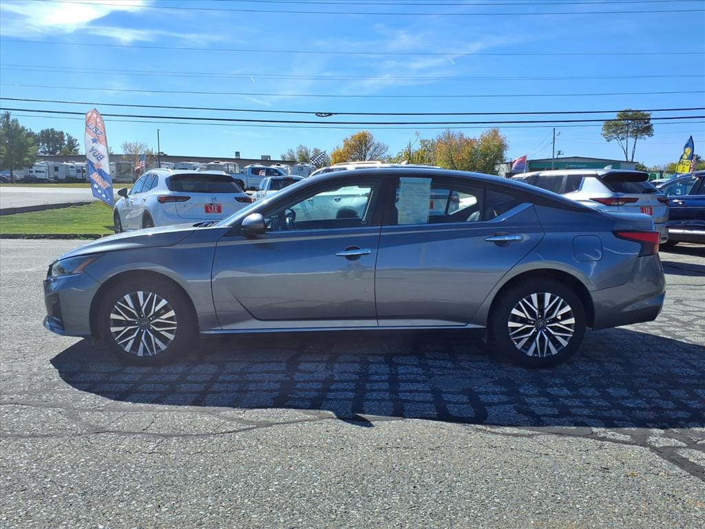 used 2023 Nissan Altima car, priced at $23,999