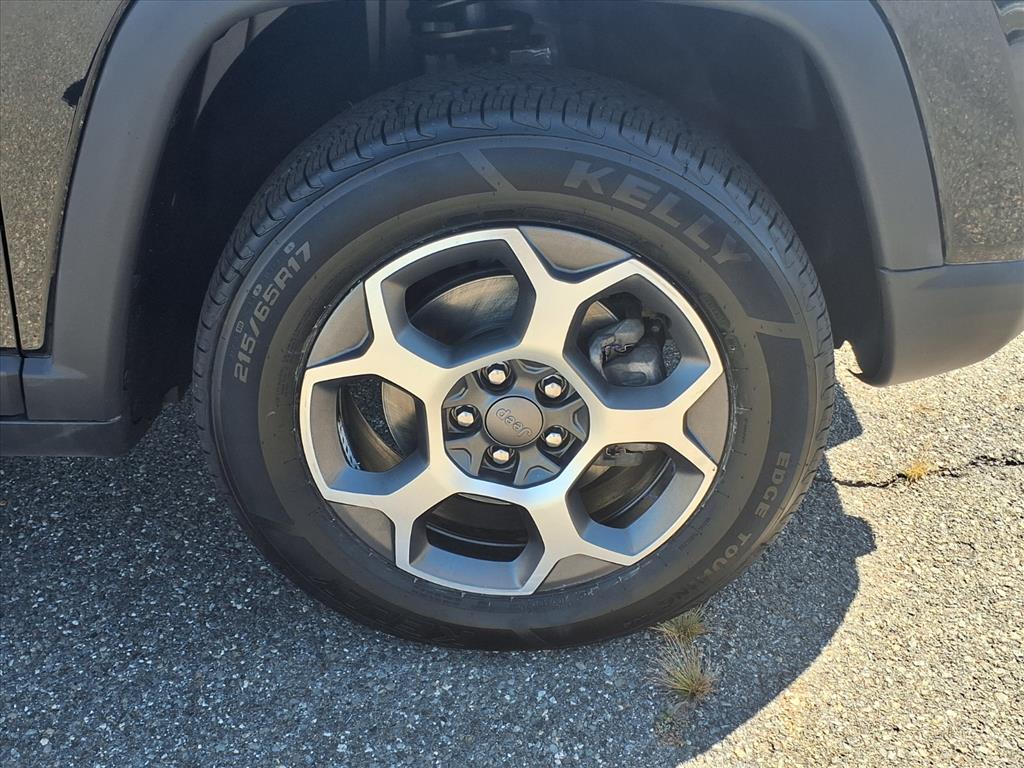 used 2022 Jeep Compass car, priced at $25,995