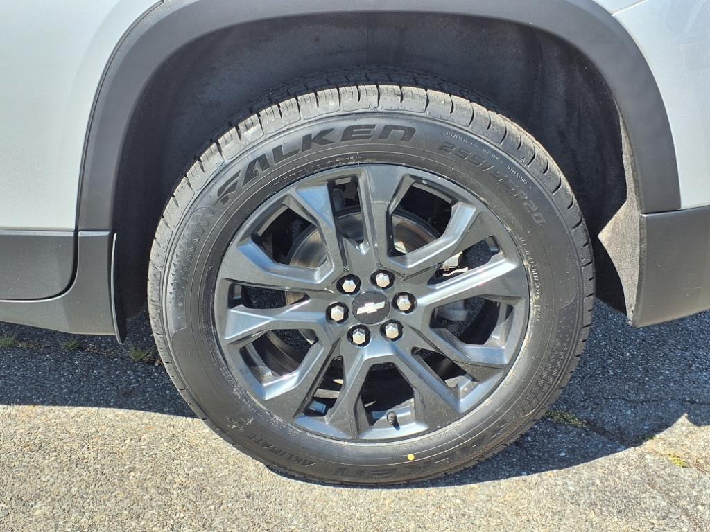 used 2021 Chevrolet Traverse car, priced at $31,777