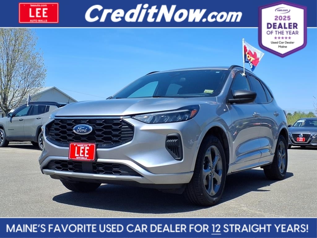 used 2023 Ford Escape car, priced at $25,999