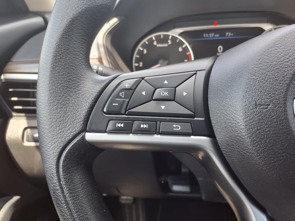 used 2023 Nissan Altima car, priced at $21,999