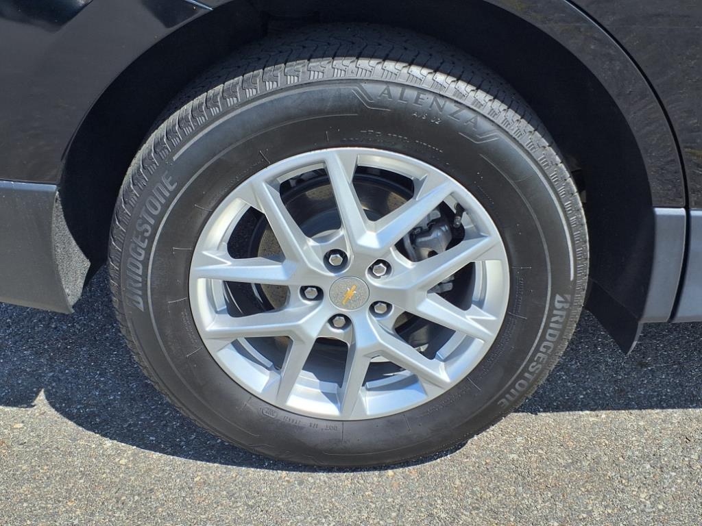 used 2022 Chevrolet Equinox car, priced at $23,888