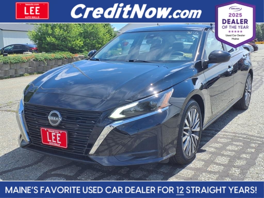 used 2023 Nissan Altima car, priced at $21,999