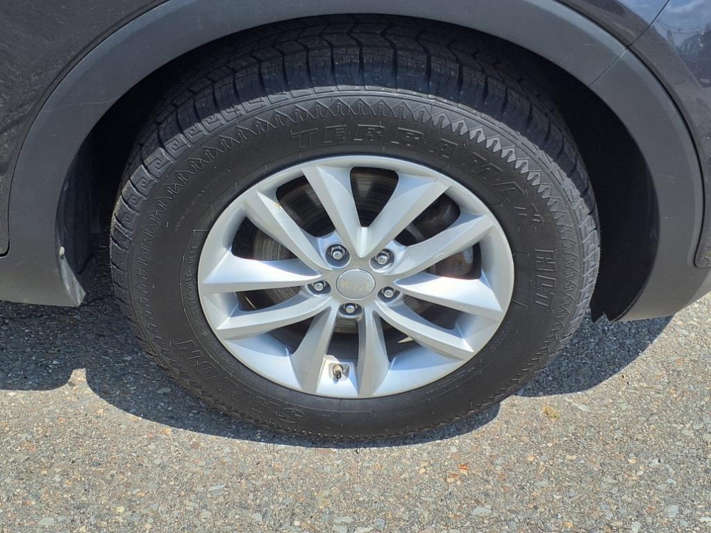 used 2018 Kia Sorento car, priced at $17,995