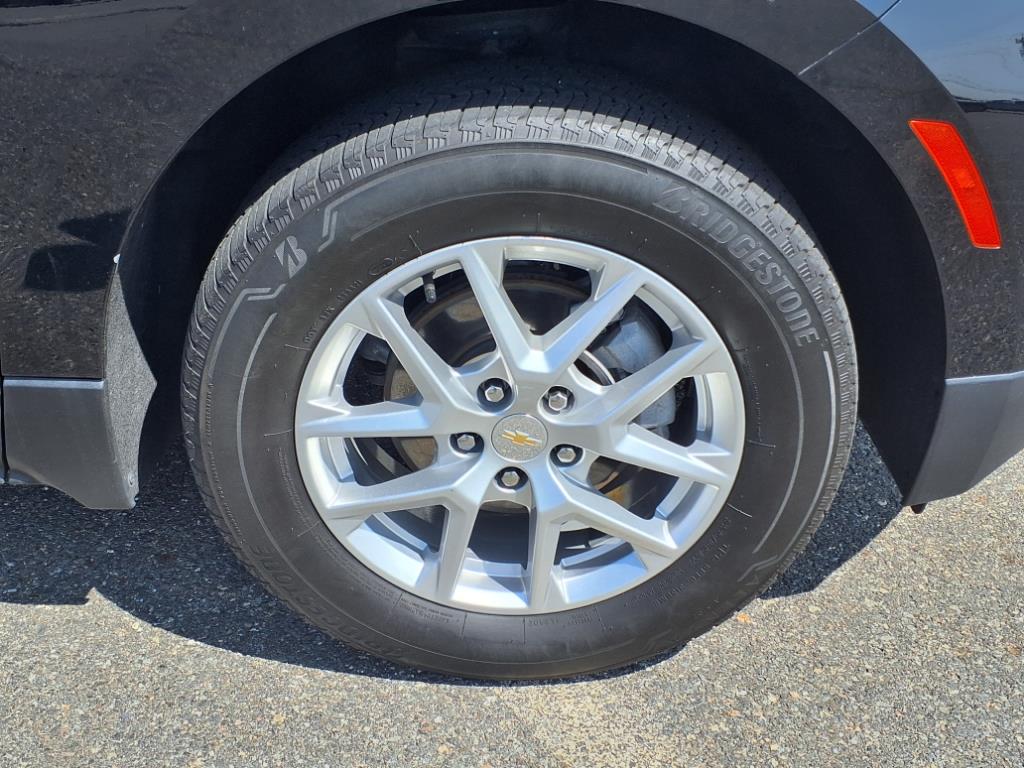 used 2022 Chevrolet Equinox car, priced at $23,888