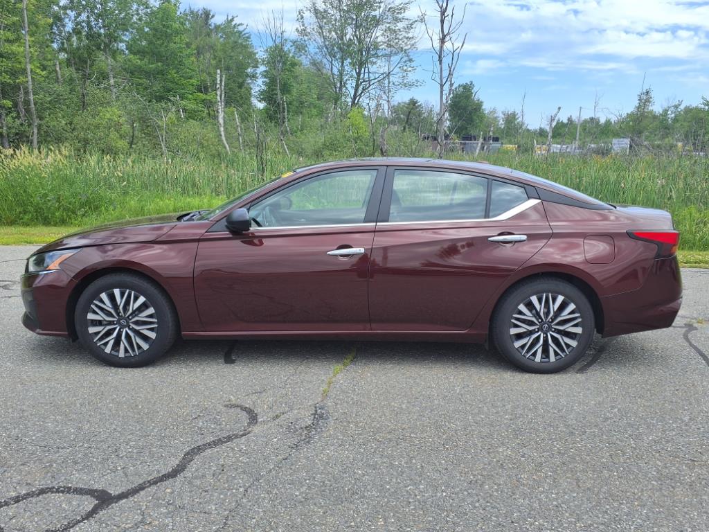 used 2024 Nissan Altima car, priced at $23,777