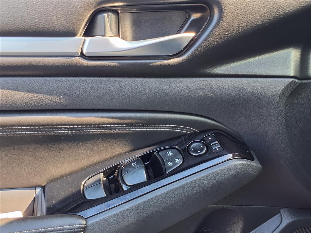 used 2023 Nissan Altima car, priced at $23,999