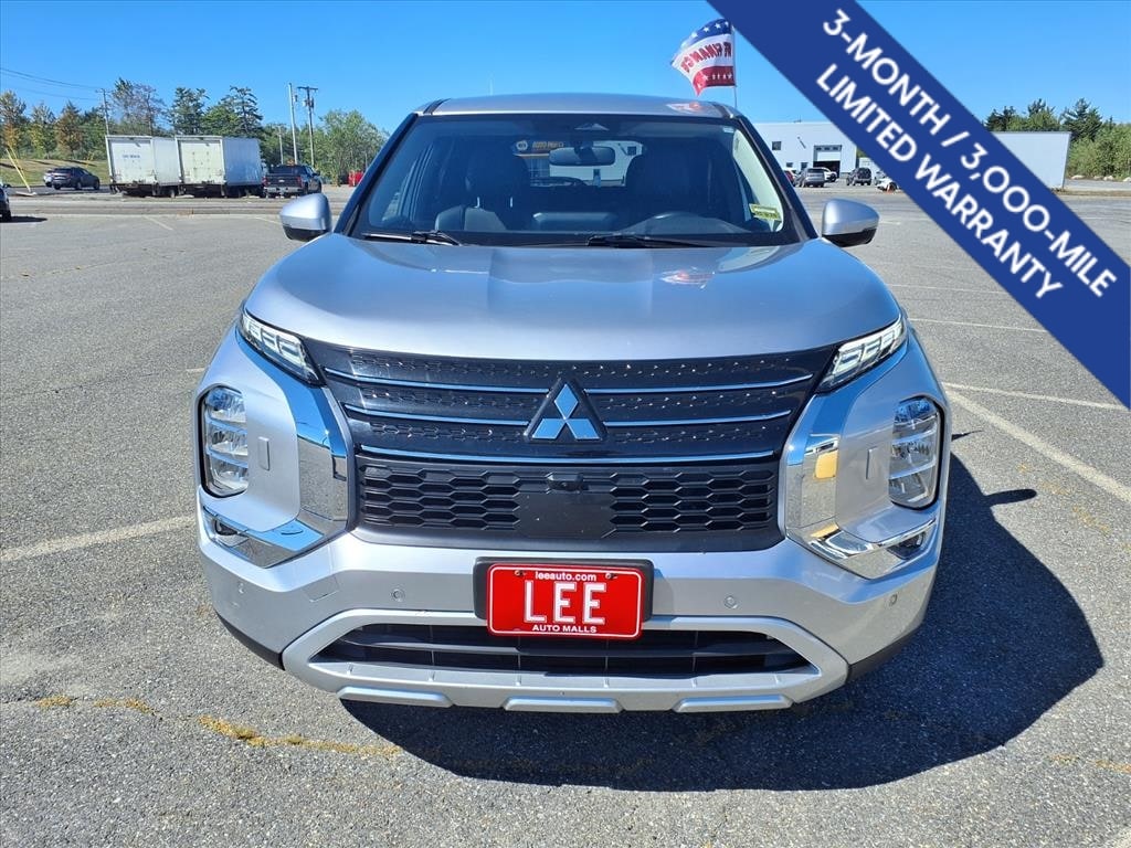 used 2024 Mitsubishi Outlander car, priced at $25,555