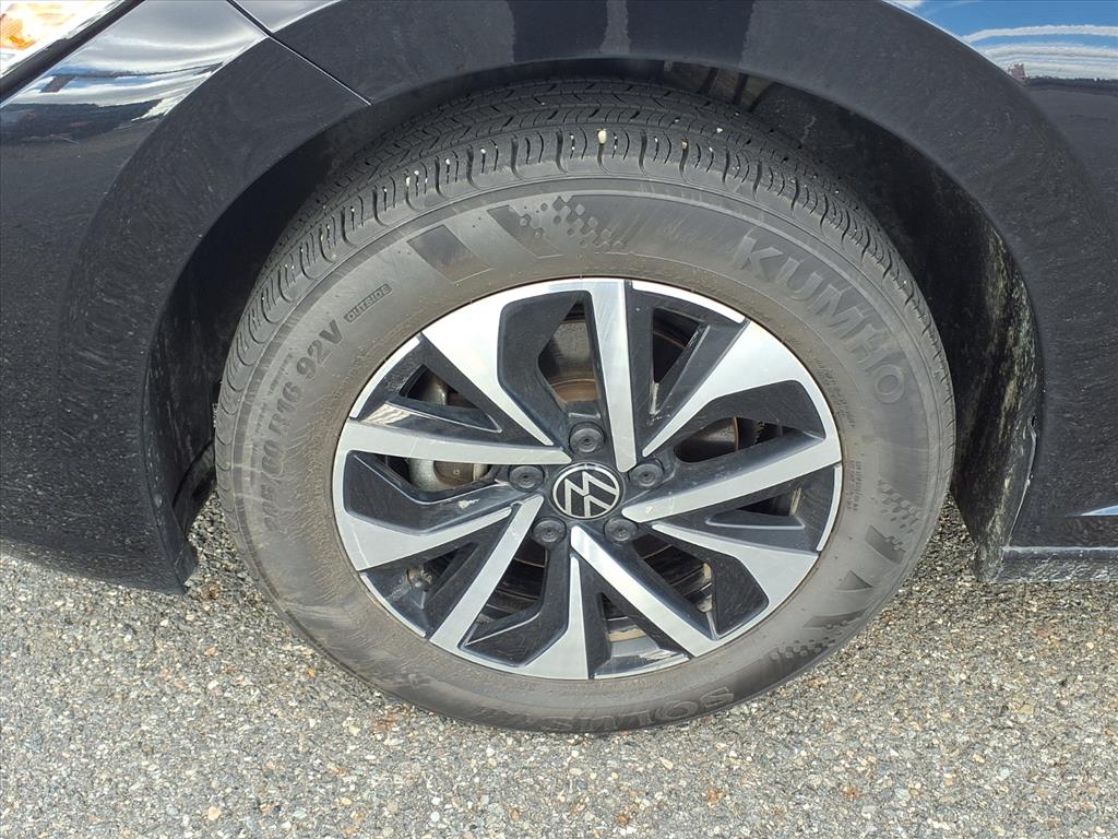 used 2024 Volkswagen Jetta car, priced at $19,999