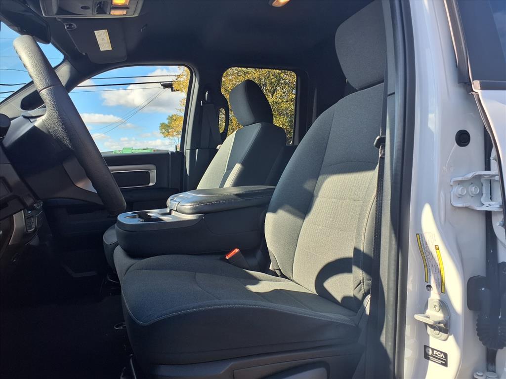 used 2022 Ram 1500 Classic car, priced at $32,555