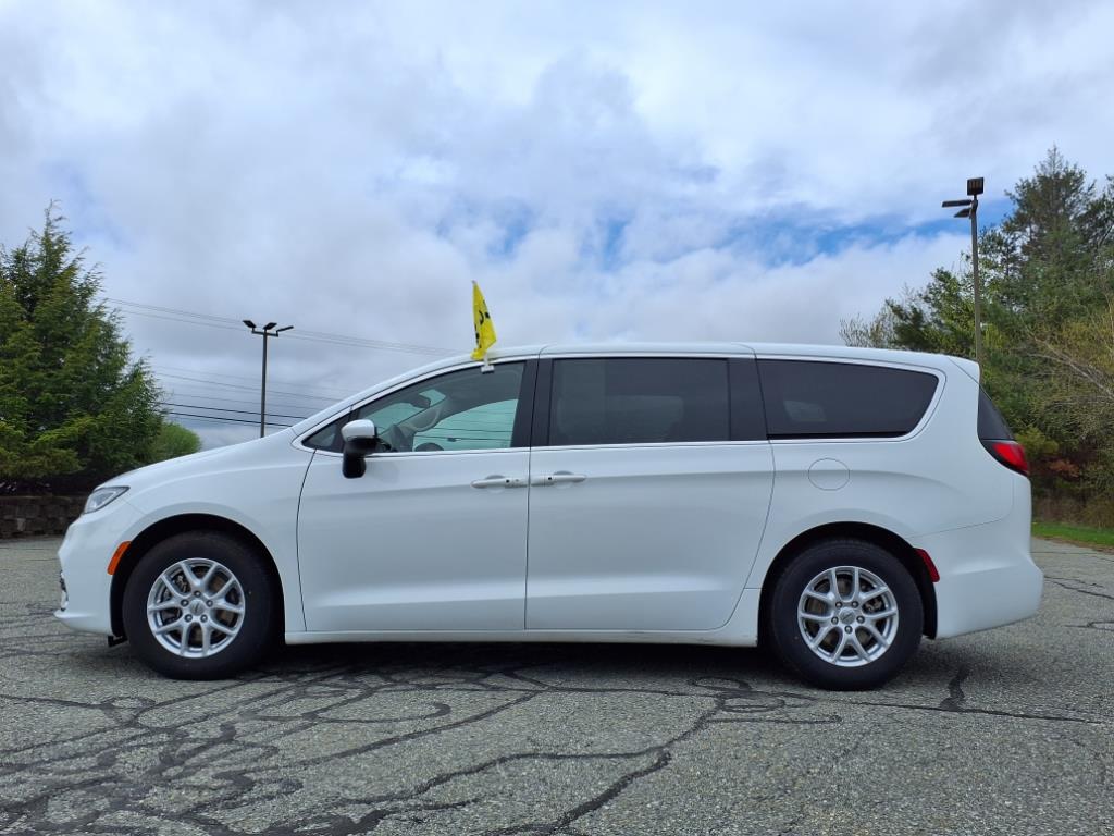 used 2023 Chrysler Pacifica car, priced at $26,777