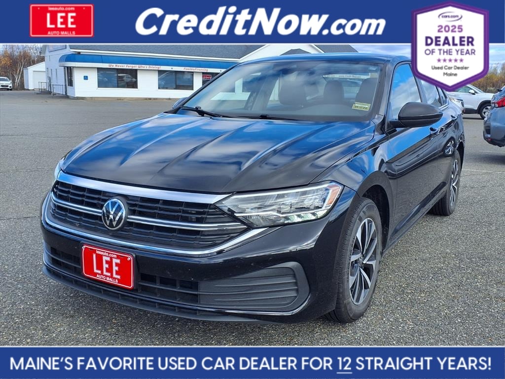 used 2024 Volkswagen Jetta car, priced at $19,999