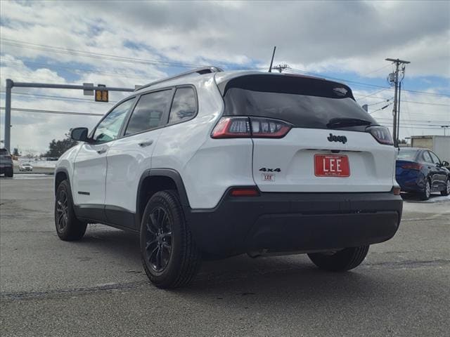 used 2023 Jeep Cherokee car, priced at $25,888