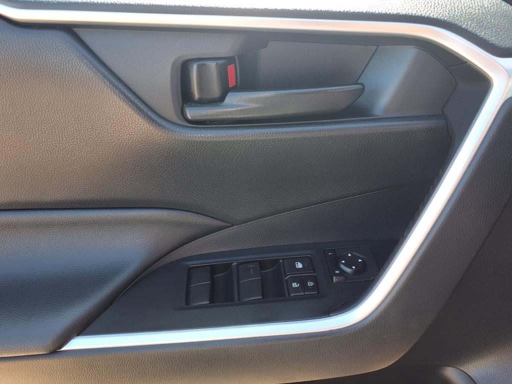 used 2020 Toyota RAV4 car, priced at $22,999