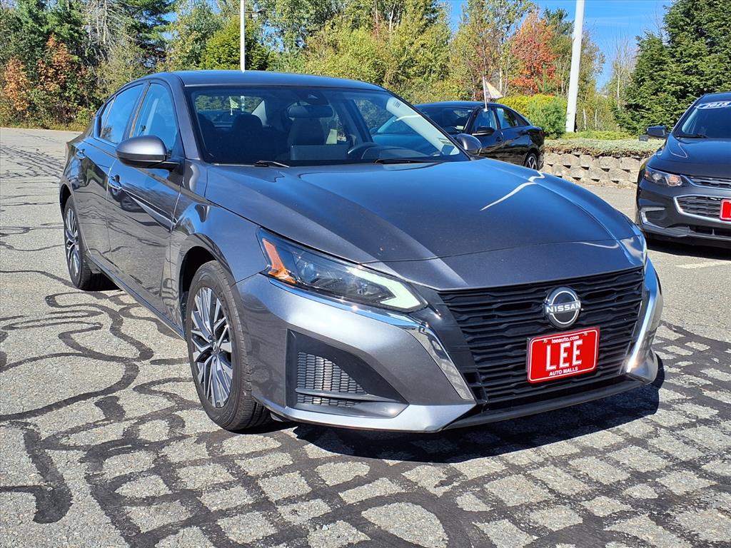 used 2023 Nissan Altima car, priced at $23,999