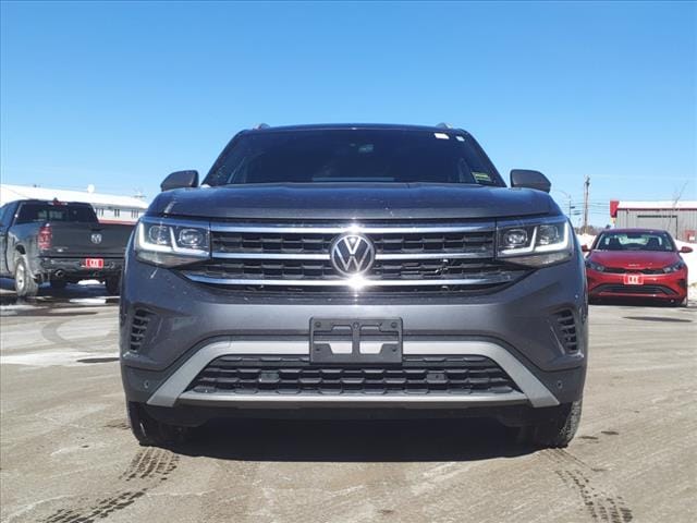 used 2022 Volkswagen Atlas Cross Sport car, priced at $27,777