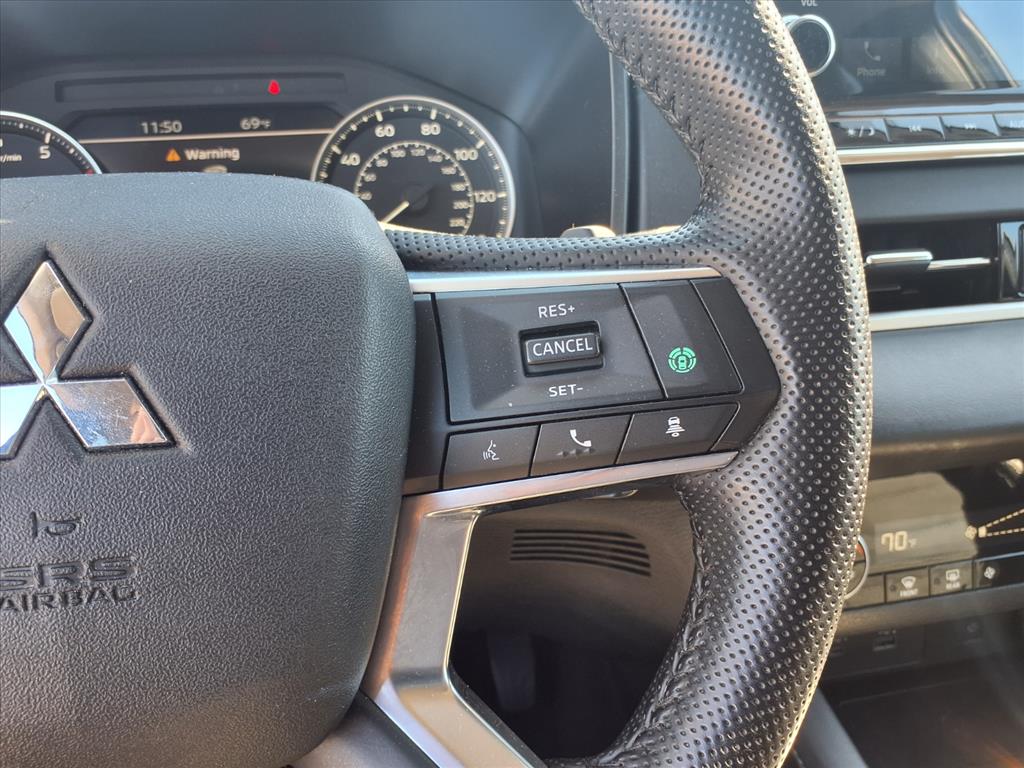 used 2024 Mitsubishi Outlander car, priced at $25,555