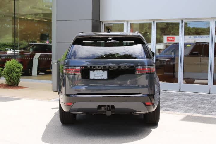 new 2024 Land Rover Discovery car, priced at $85,258