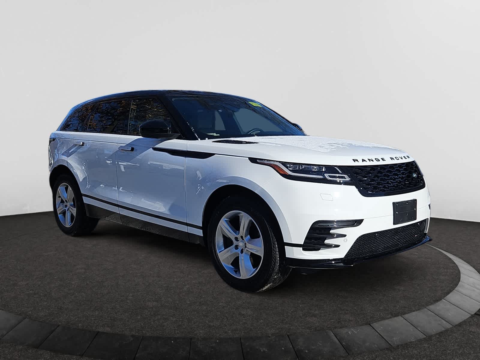 used 2022 Land Rover Range Rover Velar car, priced at $42,498