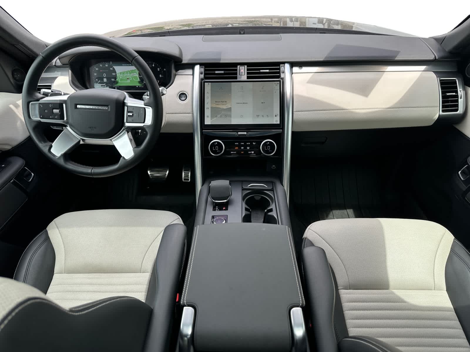 used 2022 Land Rover Discovery car, priced at $37,998