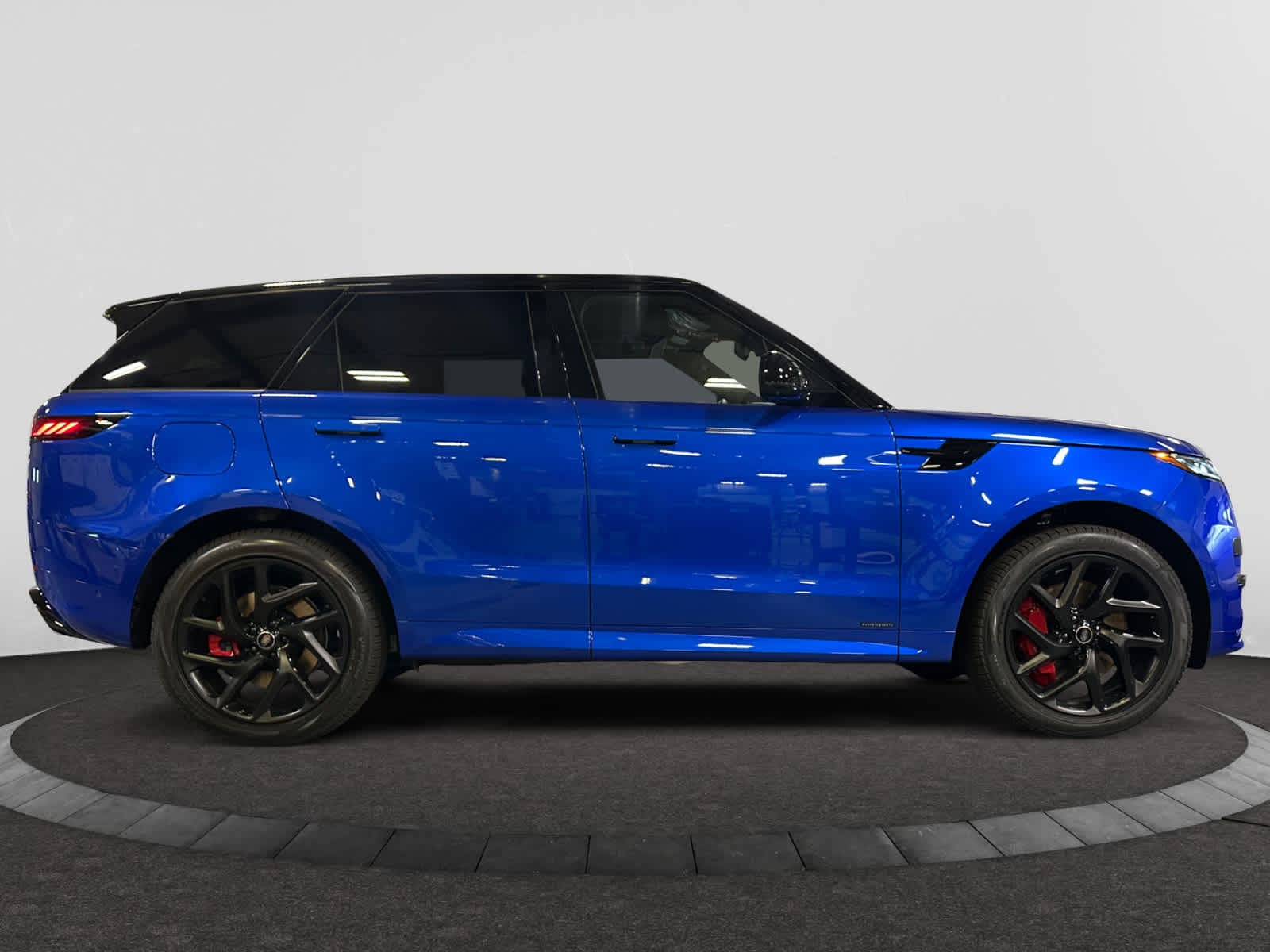 new 2025 Land Rover Range Rover Sport car, priced at $142,685