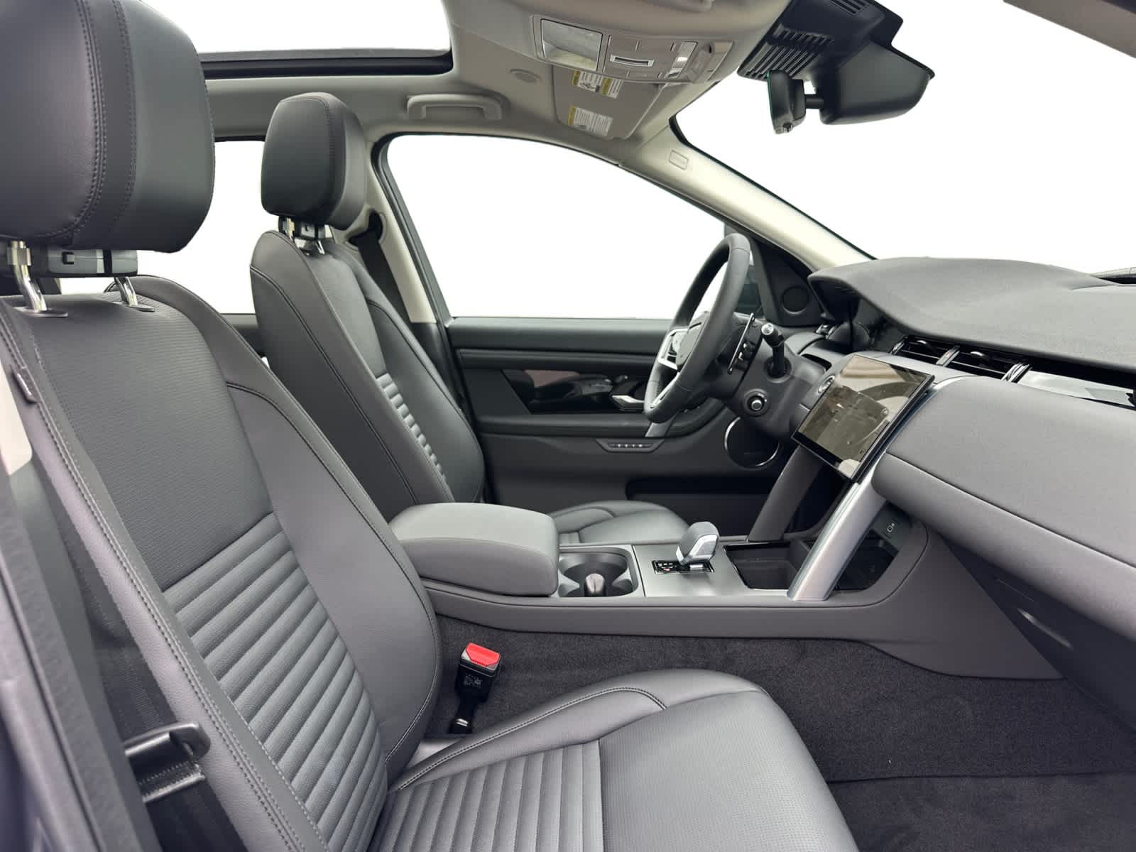 new 2025 Land Rover Discovery Sport car, priced at $55,458