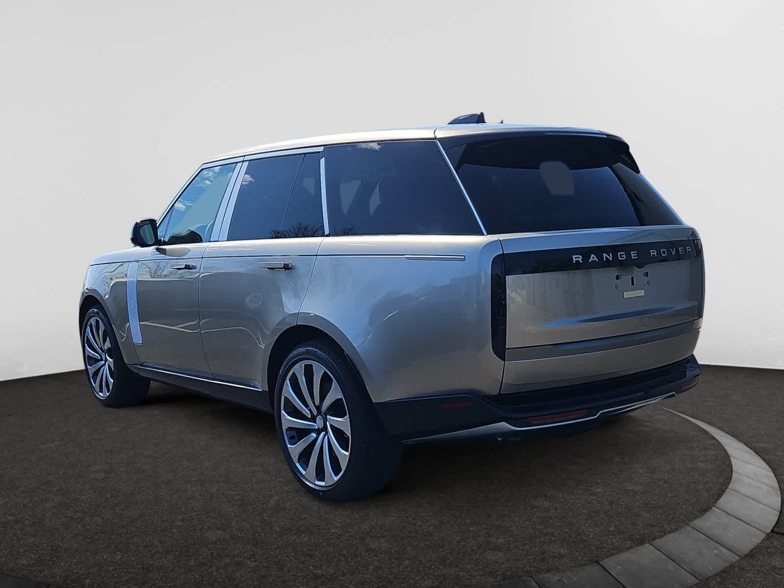 new 2025 Land Rover Range Rover car, priced at $146,655