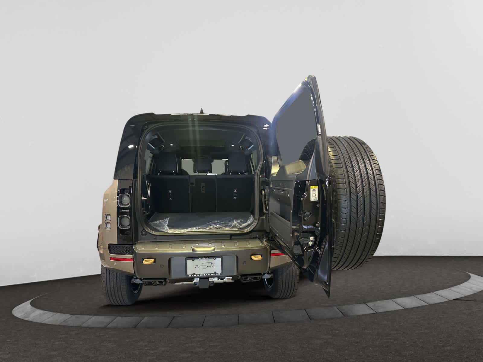 new 2025 Land Rover Defender 110 car, priced at $156,263