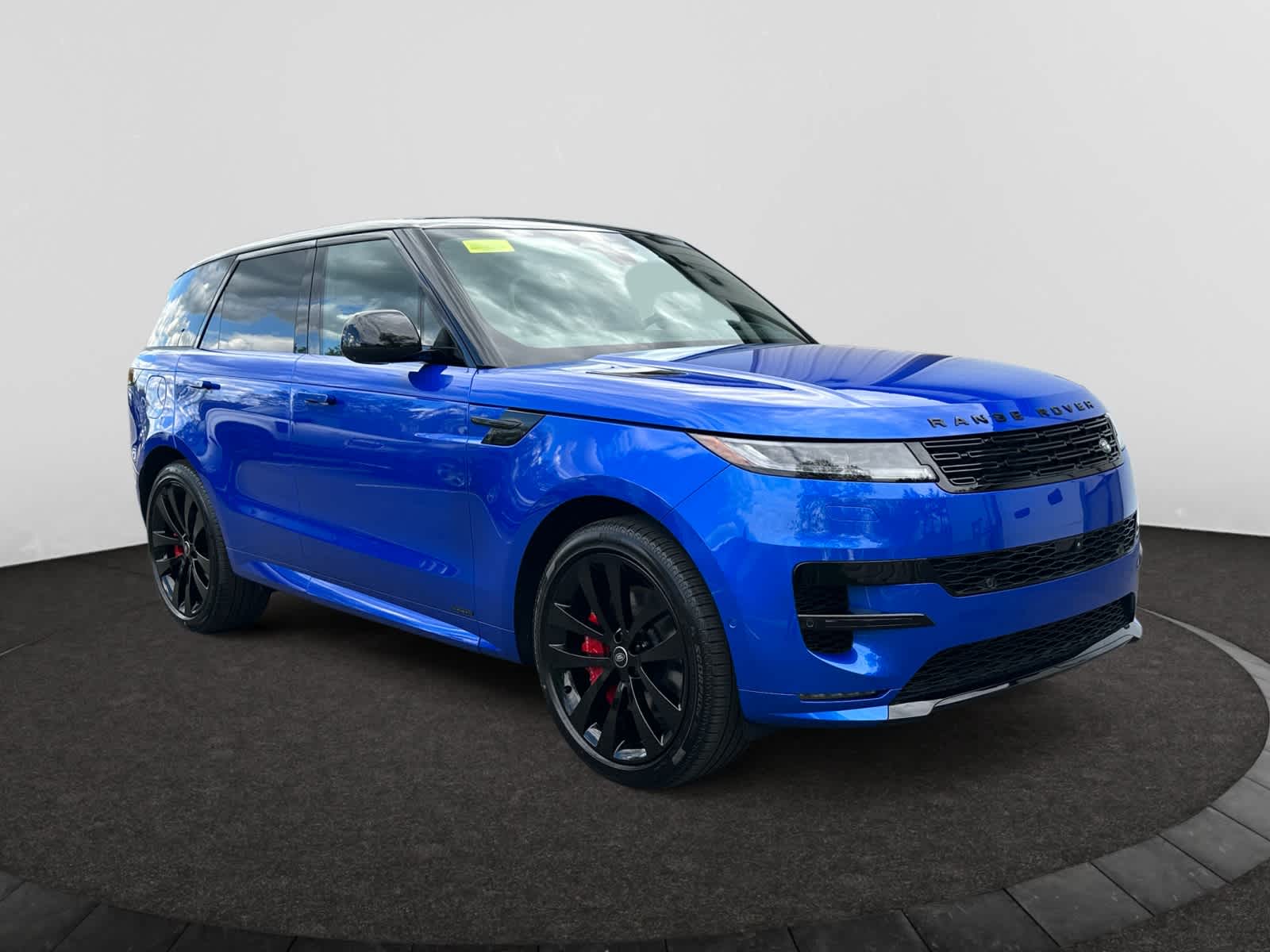 new 2025 Land Rover Range Rover Sport car, priced at $137,300