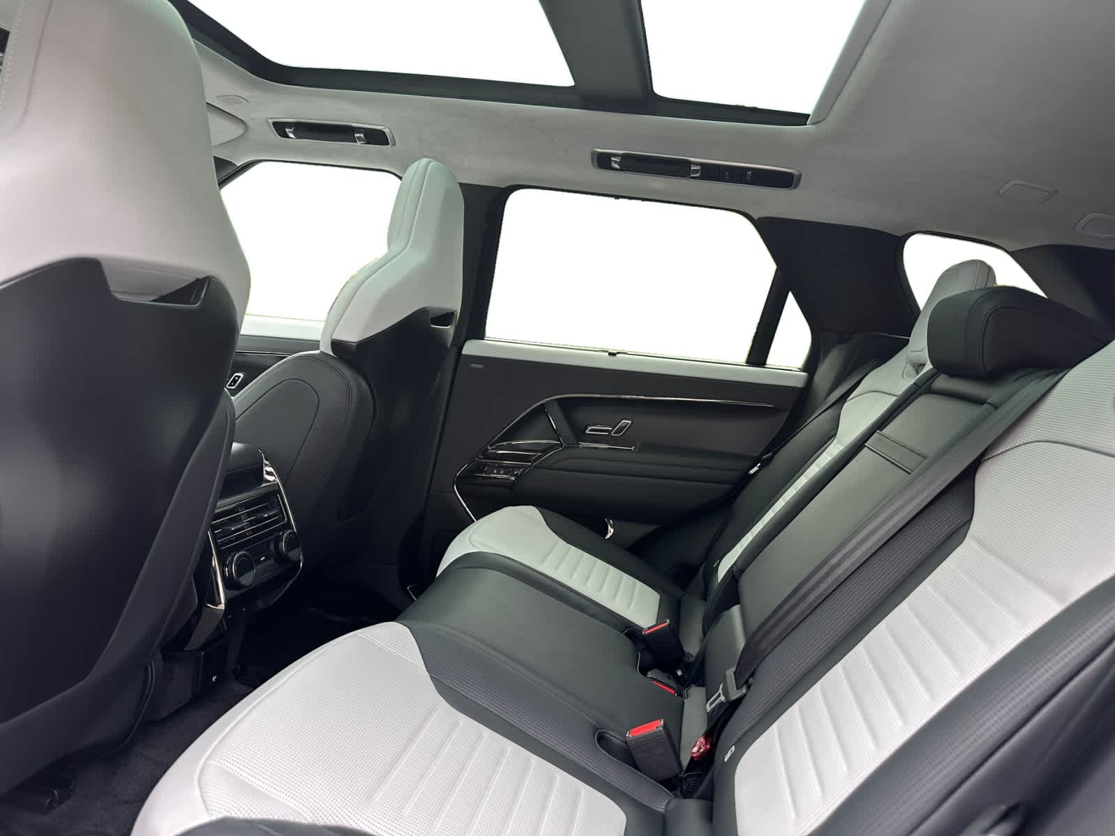 new 2025 Land Rover Range Rover Sport car, priced at $206,730