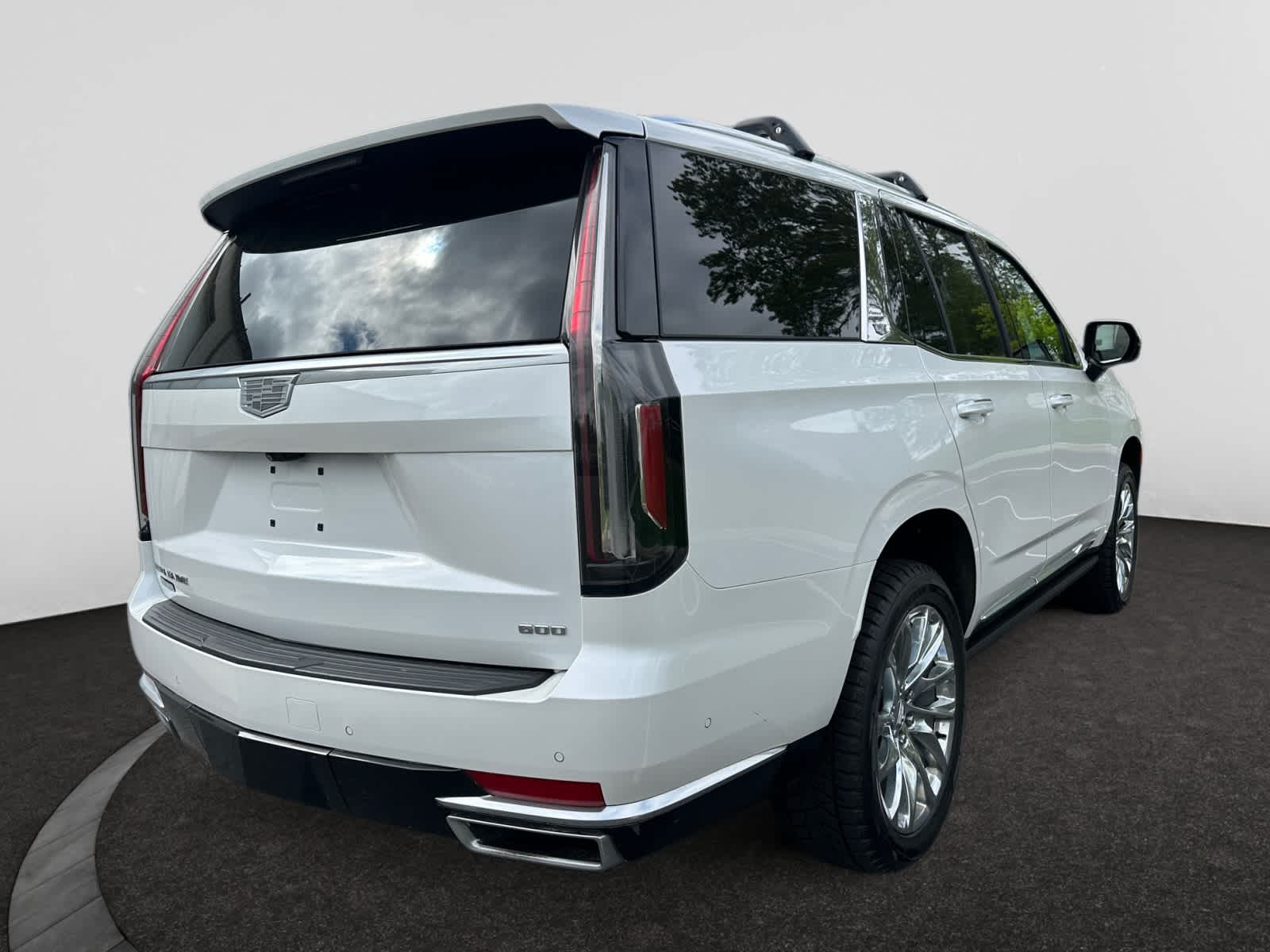 used 2021 Cadillac Escalade car, priced at $57,998
