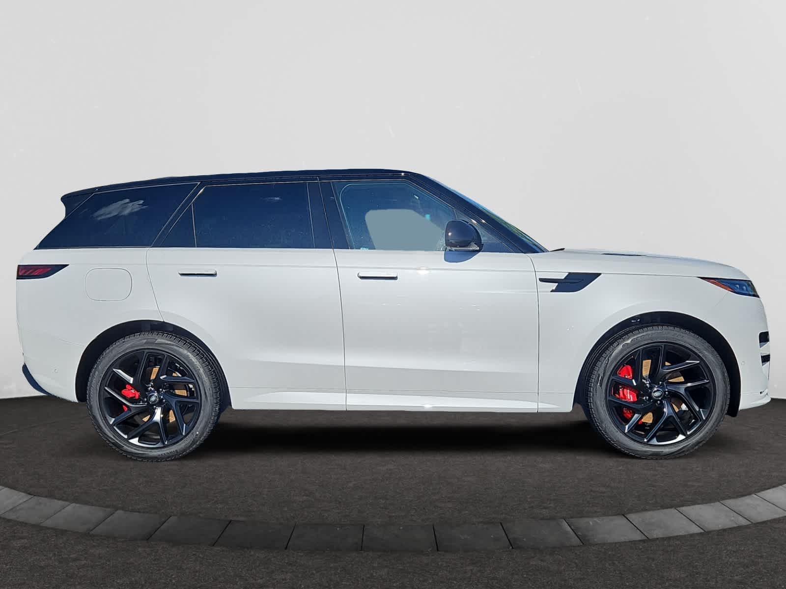 new 2025 Land Rover Range Rover Sport car, priced at $110,370