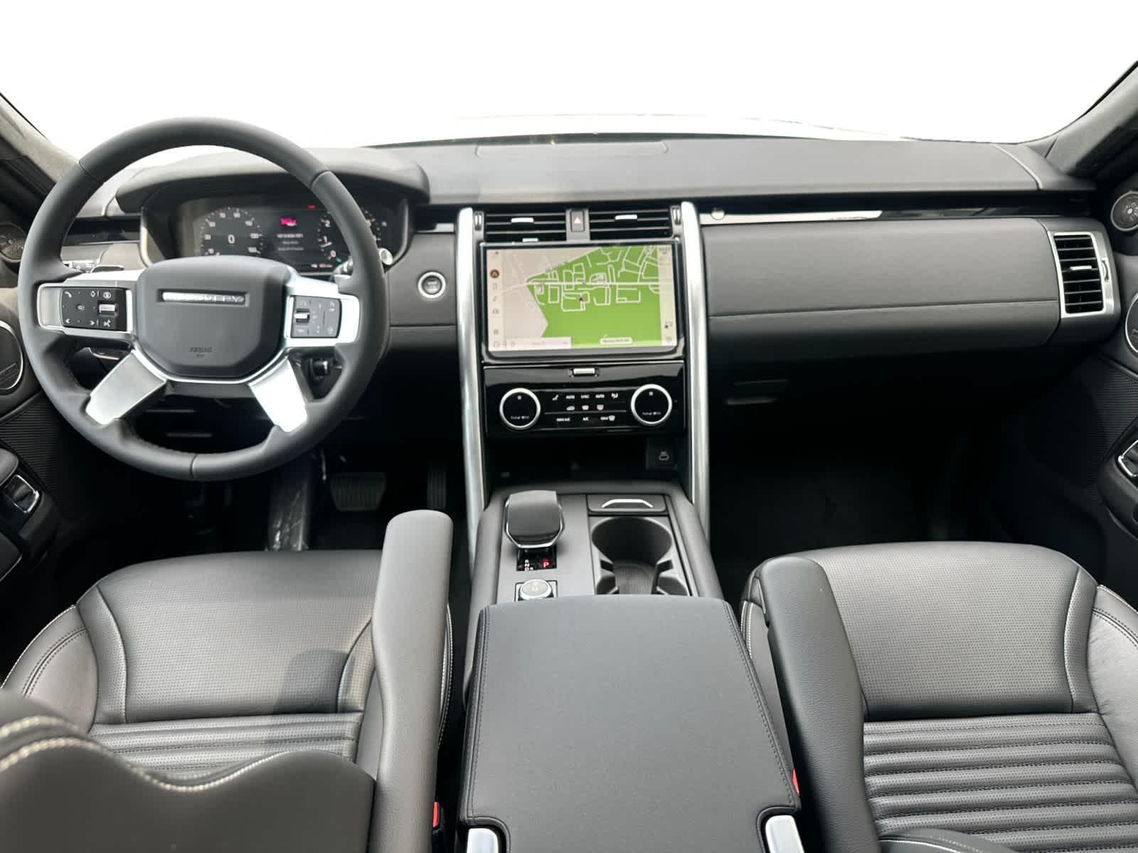 new 2025 Land Rover Discovery car, priced at $69,228