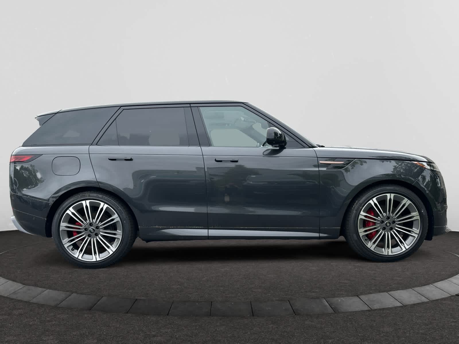 new 2025 Land Rover Range Rover Sport car, priced at $109,315