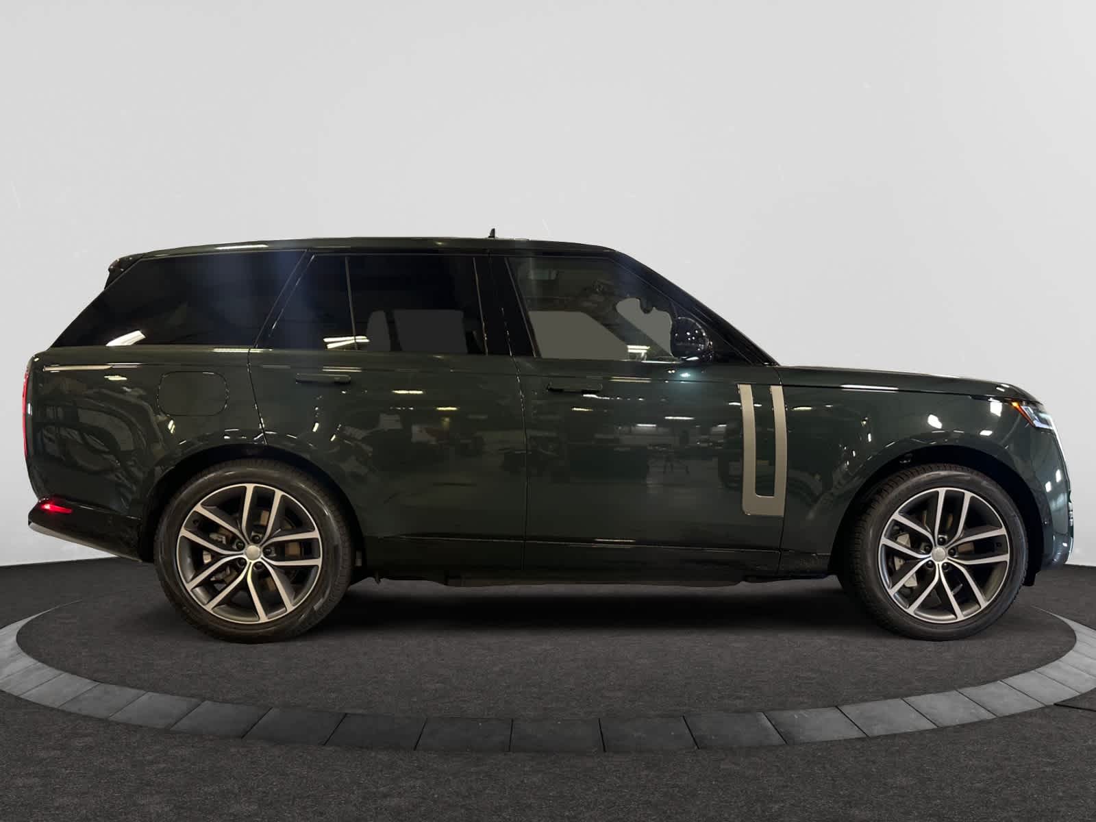 new 2025 Land Rover Range Rover car, priced at $132,800