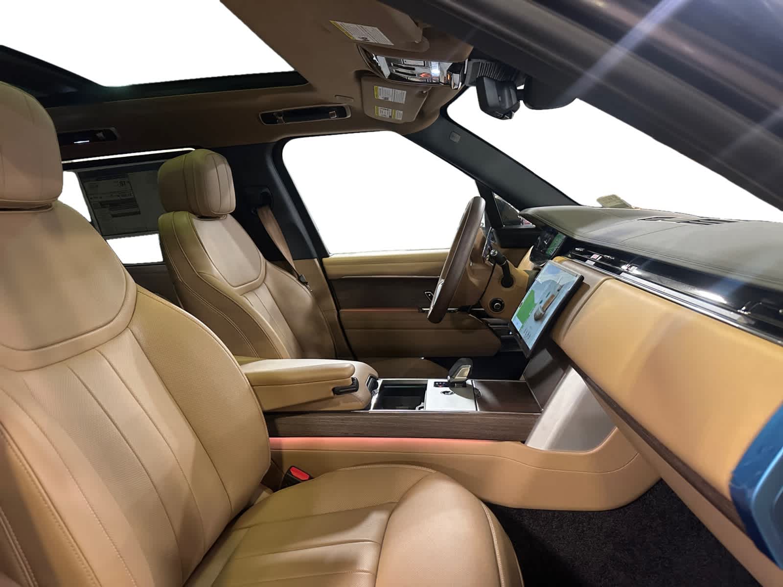 new 2025 Land Rover Range Rover car, priced at $151,860