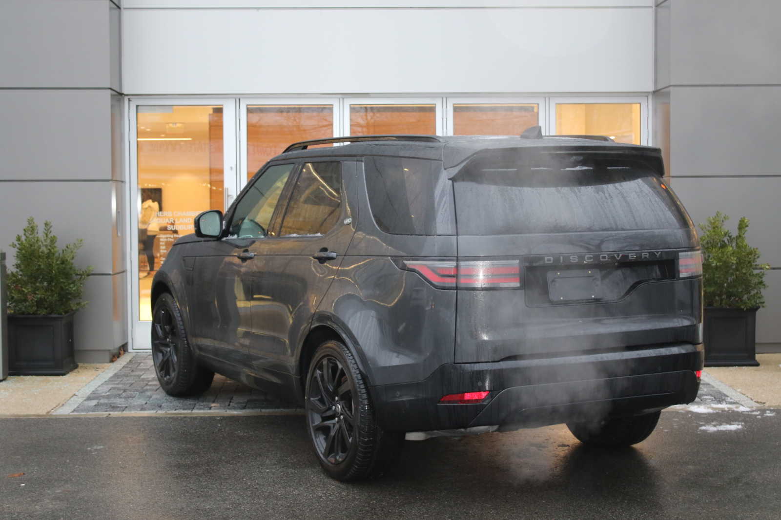 new 2024 Land Rover Discovery car, priced at $82,348