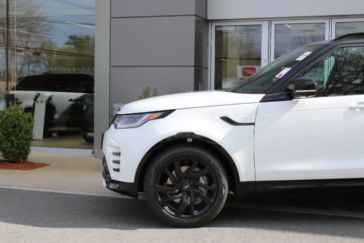 new 2024 Land Rover Discovery car, priced at $73,148