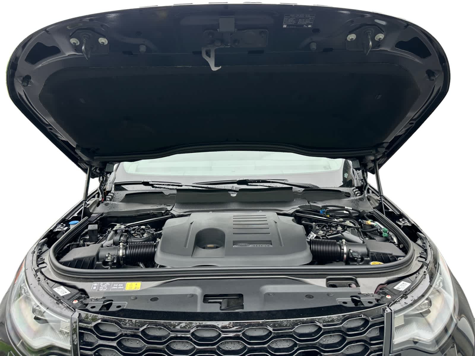 new 2025 Land Rover Discovery car, priced at $78,828