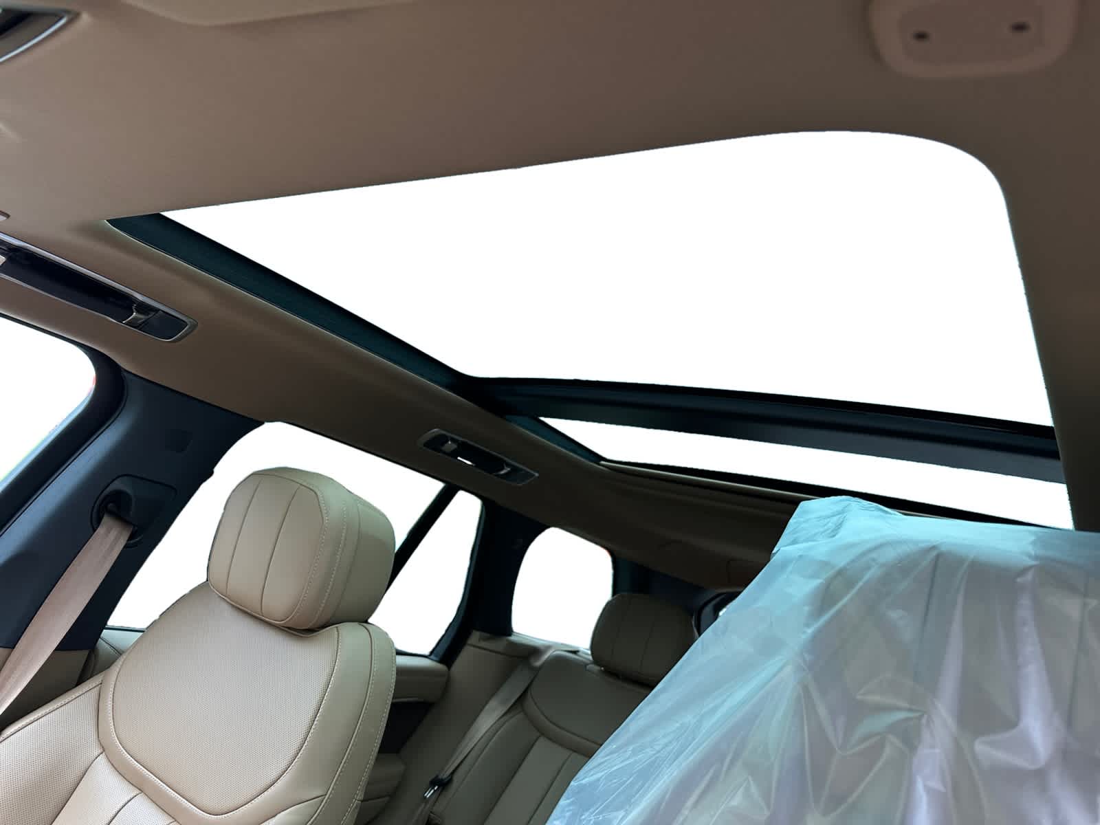 new 2025 Land Rover Range Rover car, priced at $144,600
