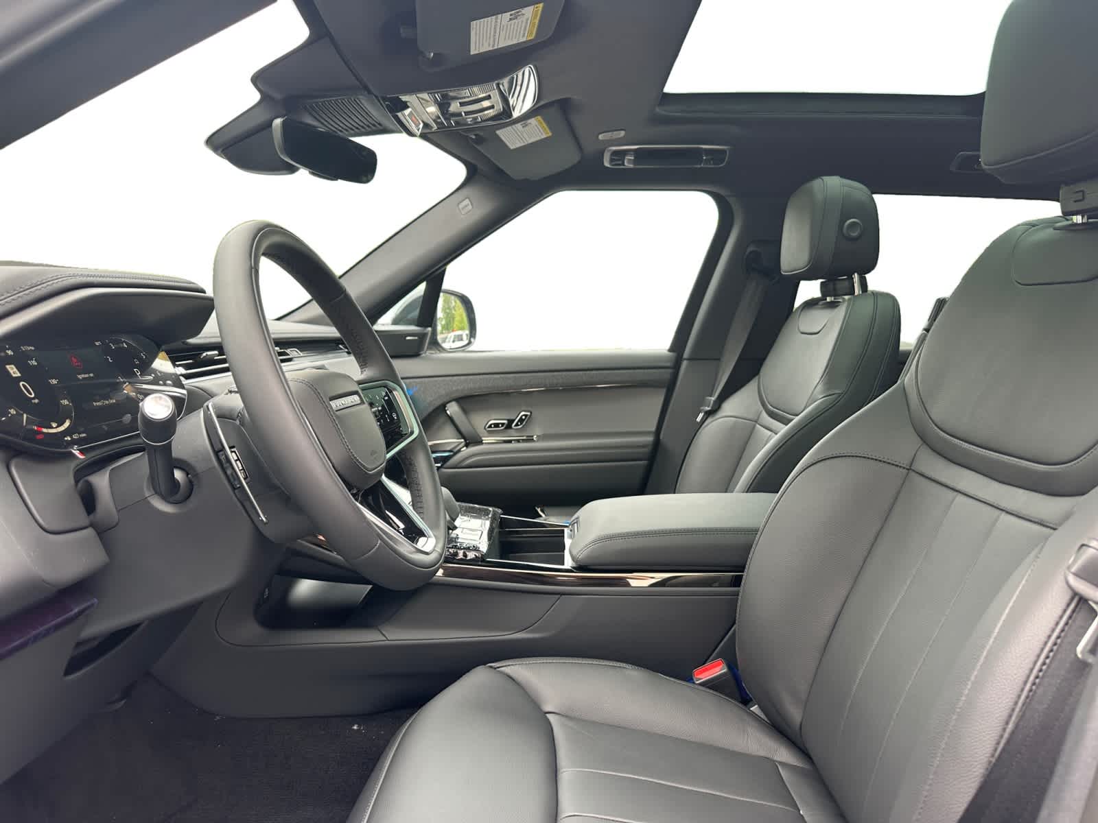 new 2025 Land Rover Range Rover Sport car, priced at $84,705