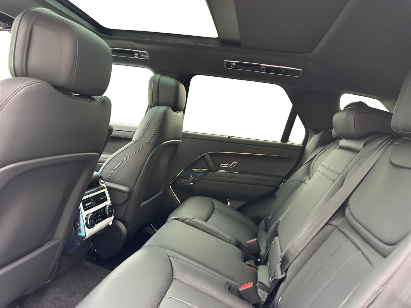 new 2025 Land Rover Range Rover Sport car, priced at $105,850
