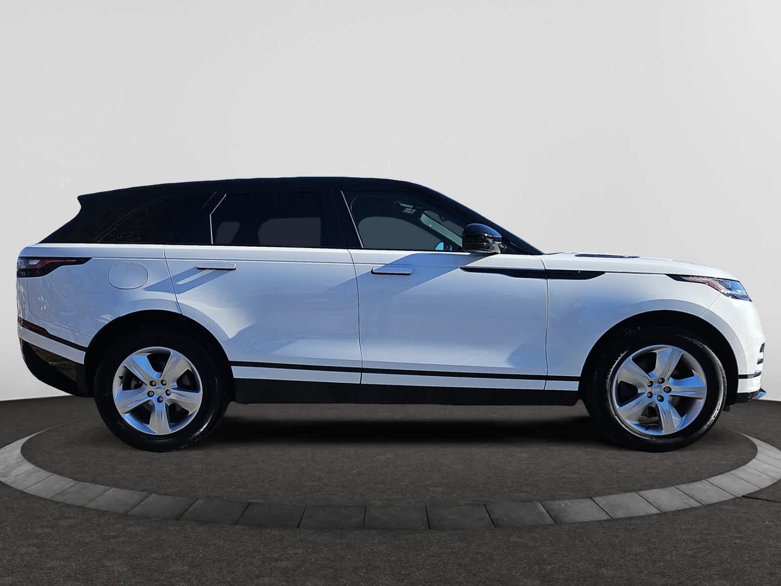 used 2022 Land Rover Range Rover Velar car, priced at $42,498