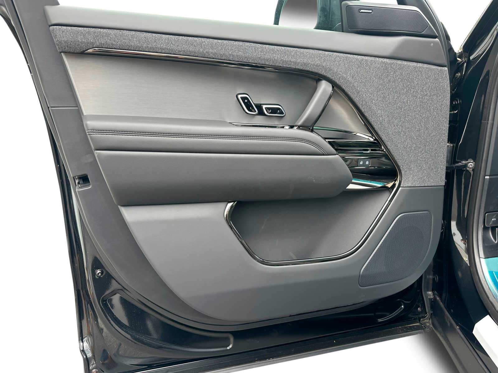 new 2025 Land Rover Range Rover Sport car, priced at $84,705