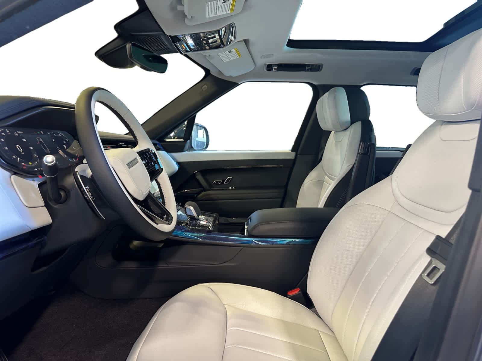 new 2025 Land Rover Range Rover Sport car, priced at $111,325