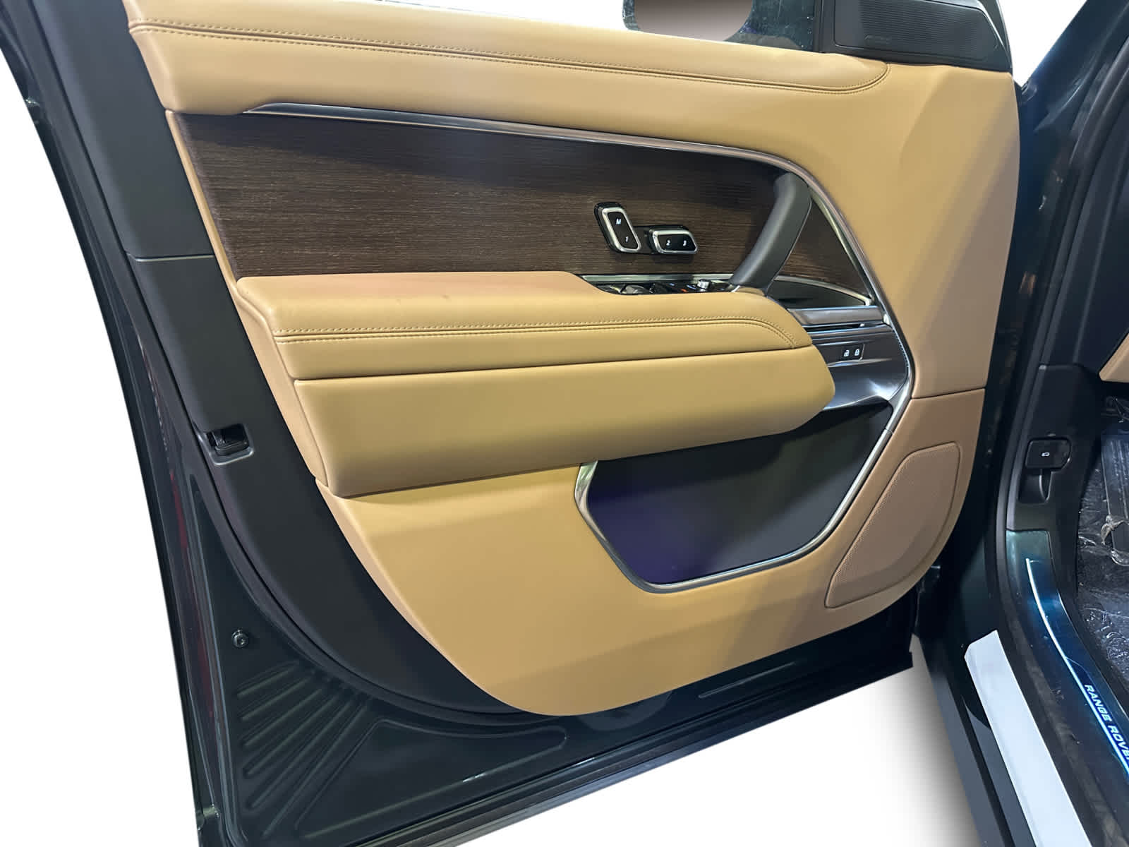 new 2025 Land Rover Range Rover car, priced at $132,800