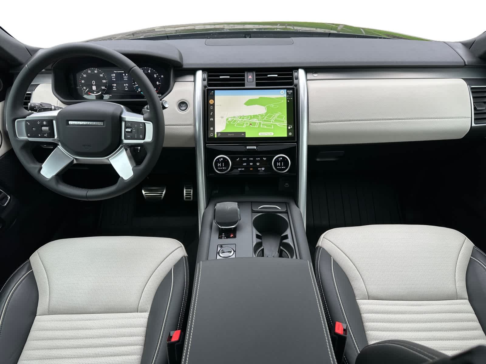 used 2024 Land Rover Discovery car, priced at $59,998