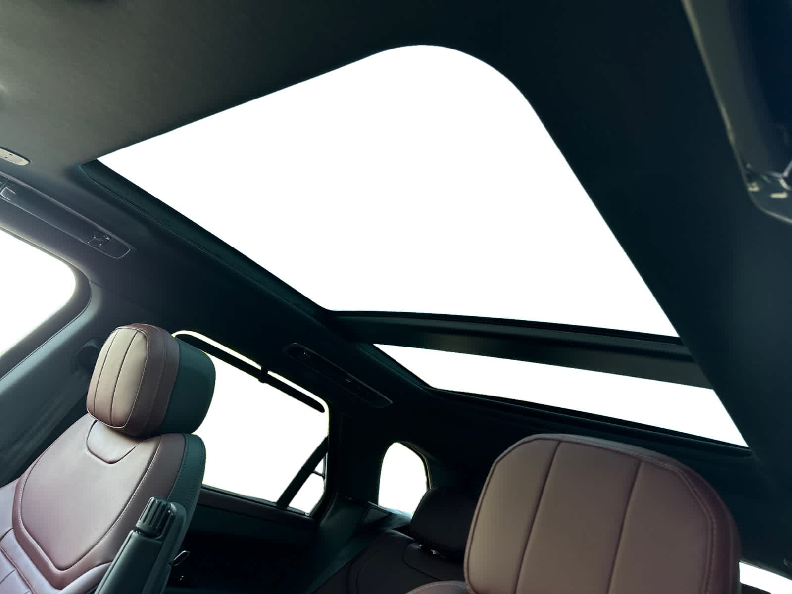new 2025 Land Rover Range Rover Sport car, priced at $108,535